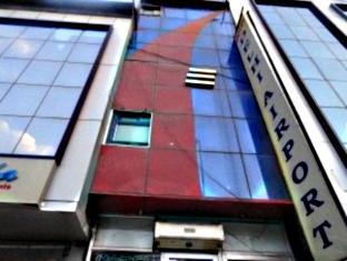 Hotel Delhi Airport Exterior photo